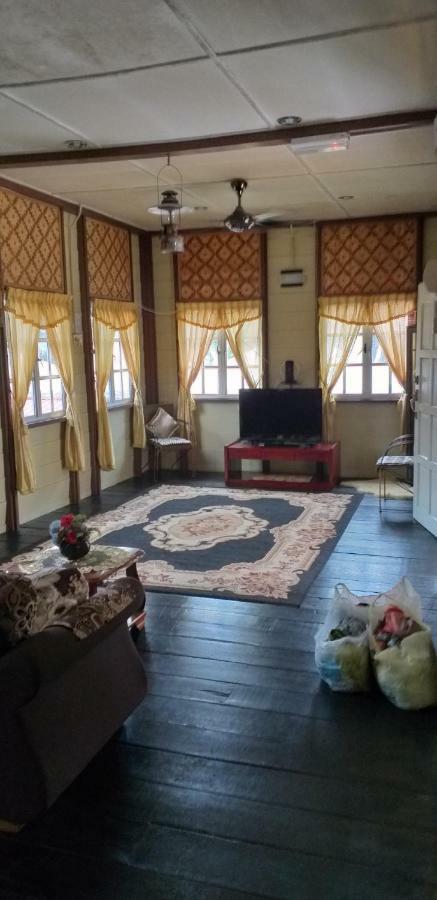 Teratak Opah Kamunting Hotel Taiping Eksteriør billede